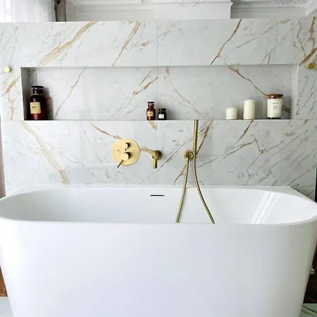 Triplex à Montmartre - Sauna * Parigi